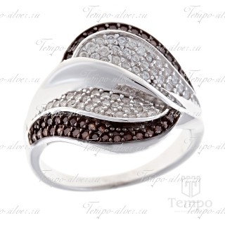 Кольцо из серебра широкой формы с волнообразными дорожками из коричневых и белых камней