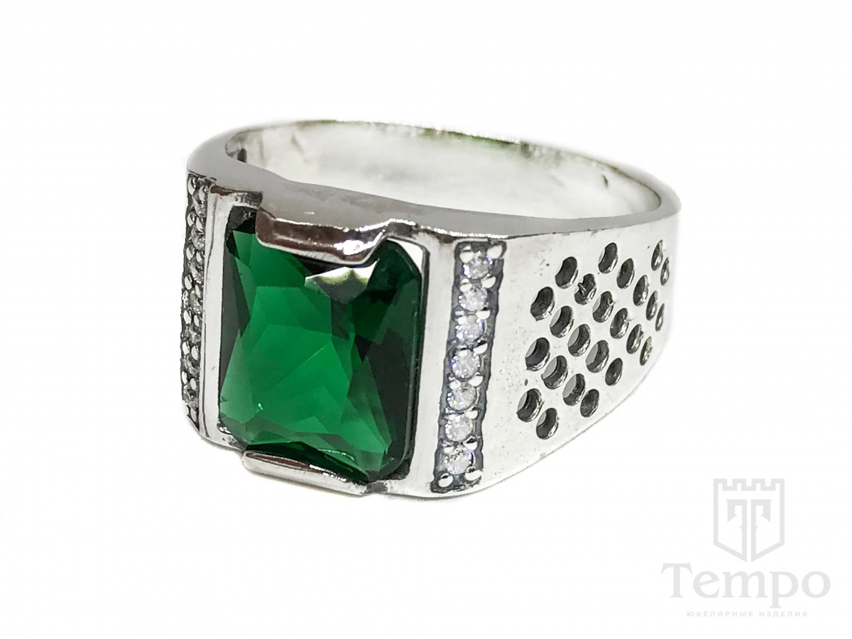 Перстень  с большим зеленым камнем цена