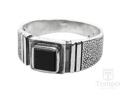 Перстень серебряный с натуральным агатом квадратной формы