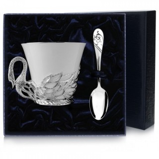 Серебряная чайная чашка Лебедь с ложкой на 150мл