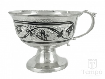 Кофейная чашка из серебра Мерлин на 110мл
