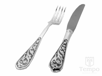 Серебряные столовая вилка и нож 925 пробы «Кубачи» с чернью