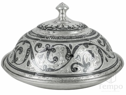 Серебряная масленка для сливочного масла в круглой форме «Кубачи»