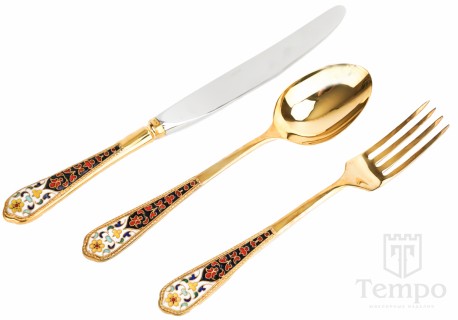 Позолоченные вилка, ложка и нож с эмалью