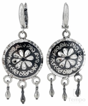 Серебряные круглые серьги с короткими подвесками «Традиции» 