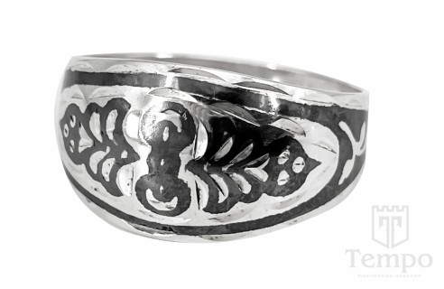 Серебряное кубачинское кольцо с чернью и гравировкой «Рябь» 