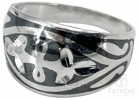 Серебряное кубачинское кольцо с чернением и гравировкой «Кросс» 
