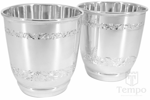 Пара серебряных гладких стаканов с гравировкой по 200 мл