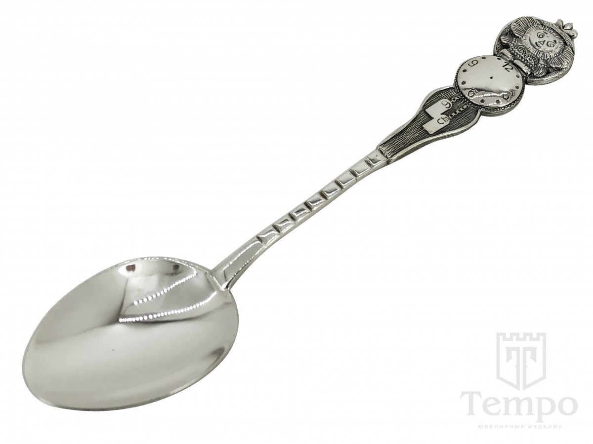 Чайная ложка серебряная «Чебурашка» на подарок новорожденному