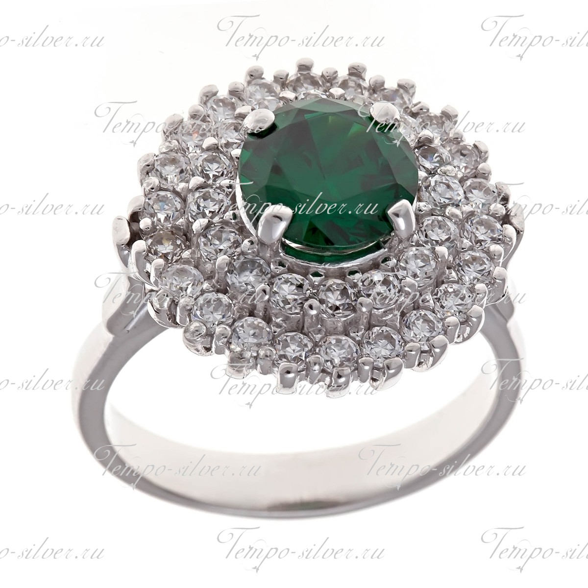 Кольцо из серебра с крупным зеленым камнем, окруженный двумя рядами мелких камней цена