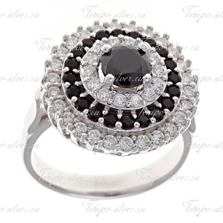 Кольцо из серебра  круглой формы с черно-белыми камнями