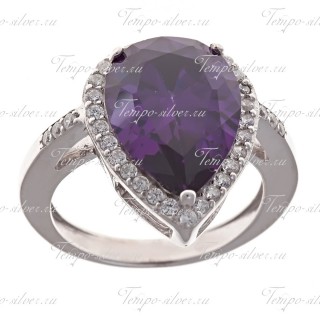 Кольцо из серебра с крупным фиолетовым камнем каплевидной формы, окруженный белыми камнями