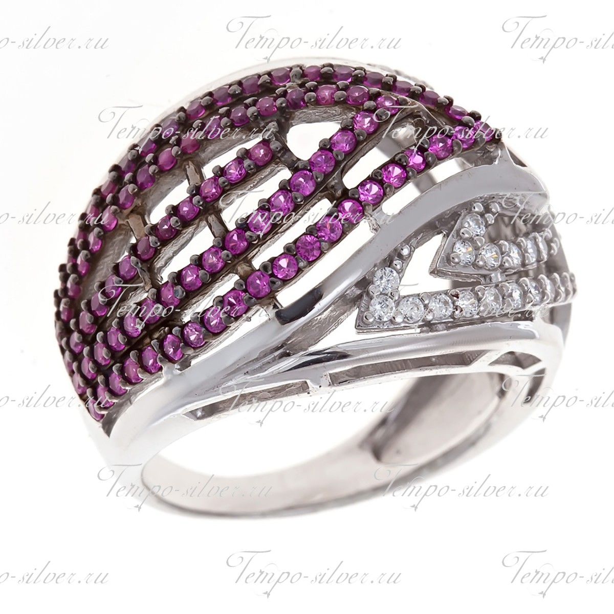 Кольцо обручального типа из серебра с кривыми линиями из белых и розовых камней.